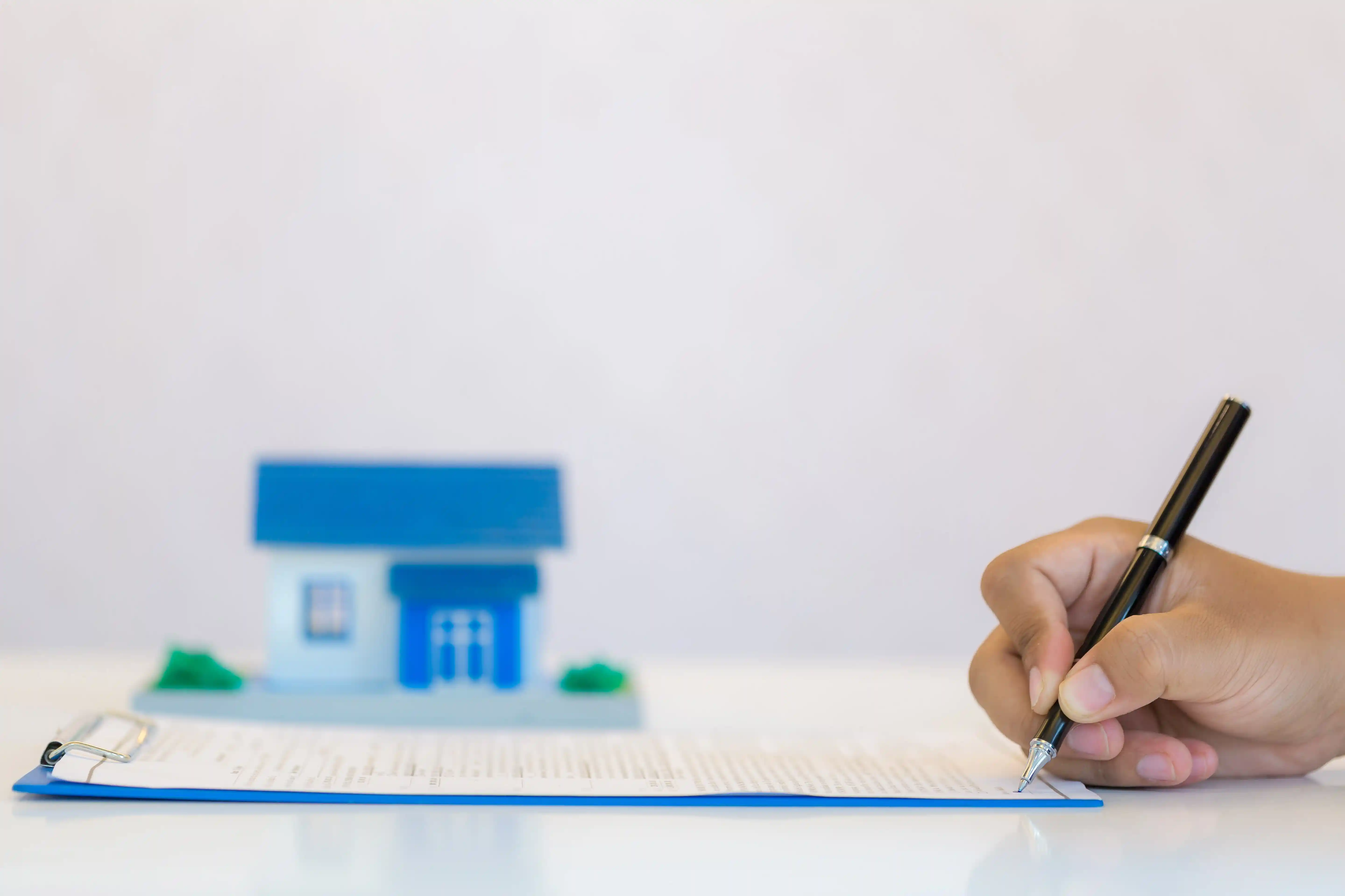 Ajman’s New Real Estate Law 2025: Investor Protection & Market Growth