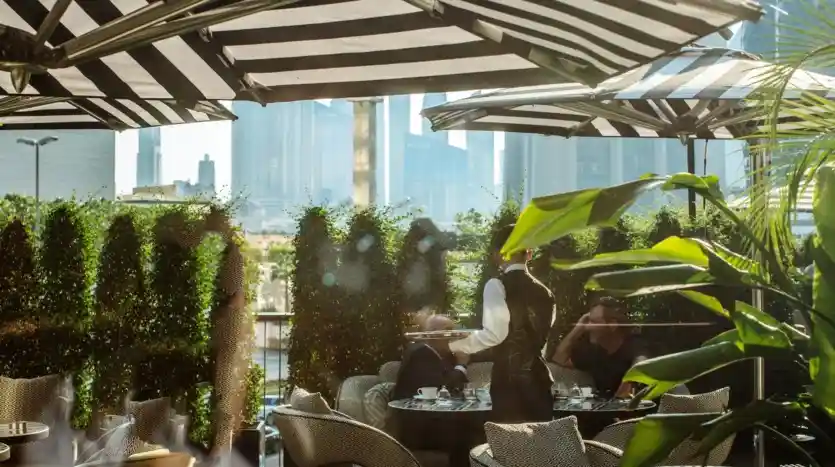 Four Seasons Private Residences Cafe