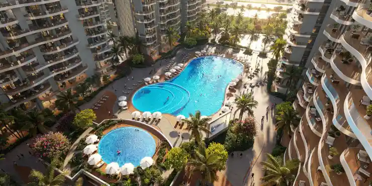 Valencia 2 Swimming Pool